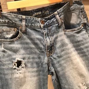 AE boy fit size 10 capris